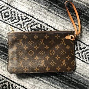 Authentic Louis Vuitton Monogram Pouchette